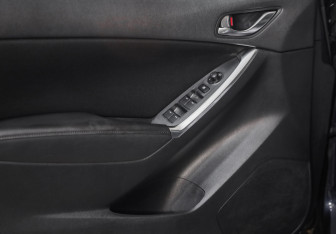 Подержанный автомобиль Mazda CX-5 2014 года (19 фото)