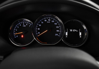 Подержанный автомобиль Renault Logan Sedan 2020 года (16 фото)