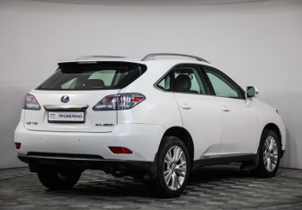 Подержанный автомобиль Lexus RX 2011 года (5 фото)