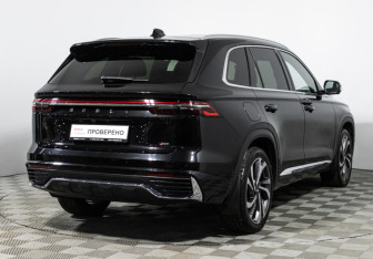 Подержанный автомобиль Geely Monjaro 2023 года (5 фото)