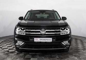 Подержанный автомобиль Volkswagen Teramont 2019 года (2 фото)