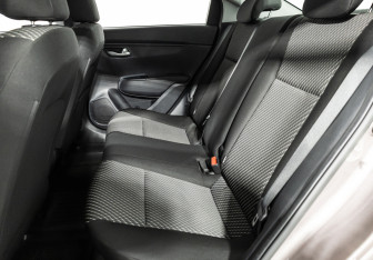 Подержанный автомобиль Kia Rio Sedan 2019 года (10 фото)