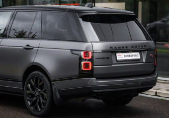 Подержанный автомобиль Land Rover Range Rover 2020 года (12 фото)