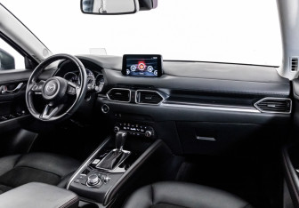 Подержанный автомобиль Mazda CX-5 2021 года (10 фото)