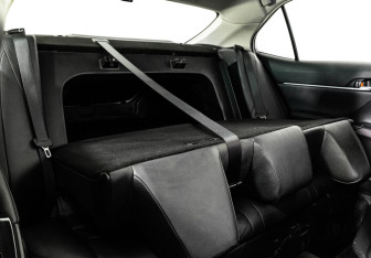 Подержанный автомобиль Toyota Camry Sedan 2020 года (34 фото)