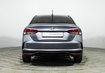 Подержанный автомобиль Hyundai Solaris Sedan 2020 года (6 фото)