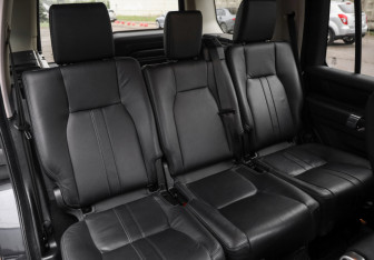 Подержанный автомобиль Land Rover Discovery 2014 года (27 фото)