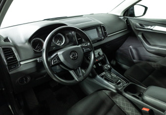 Подержанный автомобиль Skoda Karoq 2020 года (11 фото)