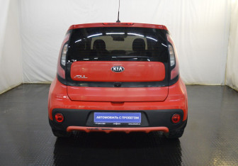 Подержанный автомобиль Kia Soul 2018 года (6 фото)