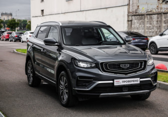 Подержанный автомобиль Geely Atlas Pro 2021 года (5 фото)