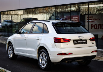 Подержанный автомобиль Audi Q3 2014 года (7 фото)