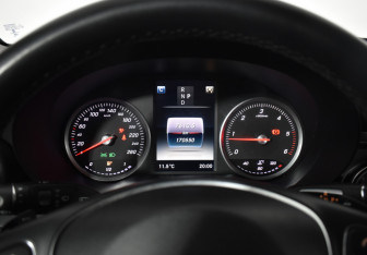 Подержанный автомобиль Mercedes-Benz GLC Coupe 2016 года (14 фото)