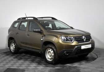 Подержанный автомобиль Renault Duster 2021 года (3 фото)