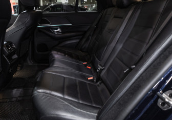 Подержанный автомобиль Mercedes-Benz GLE 2021 года (12 фото)