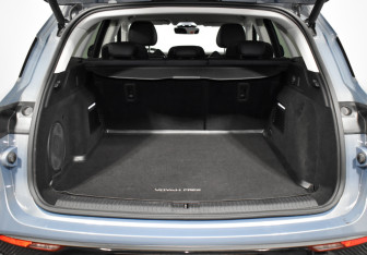 Подержанный автомобиль Voyah Free 2023 года (26 фото)