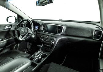 Подержанный автомобиль Kia Sportage 2021 года (9 фото)