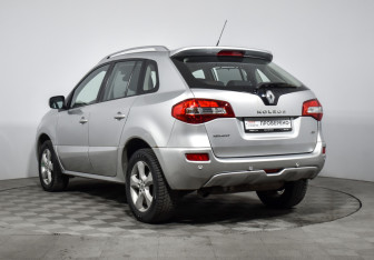 Подержанный автомобиль Renault Koleos 2013 года (7 фото)