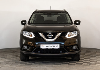 Подержанный автомобиль Nissan X-Trail 2016 года (4 фото)