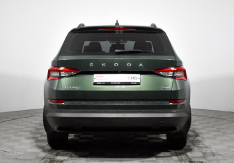 Подержанный автомобиль Skoda Kodiaq 2019 года (6 фото)