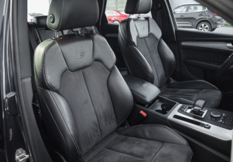 Подержанный автомобиль Audi Q5 2019 года (27 фото)