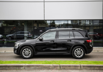 Подержанный автомобиль Mercedes-Benz GLB 2020 года (9 фото)