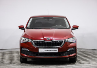 Подержанный автомобиль Skoda Rapid Liftback 2020 года (2 фото)