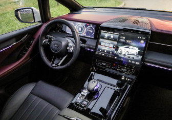 Новый GAC M8 2024 (10 фото)