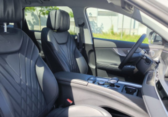 Подержанный автомобиль Chery Tiggo 8 Pro Max 2024 года (12 фото)