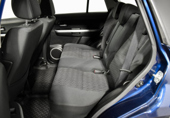 Подержанный автомобиль Suzuki Grand Vitara 2014 года (11 фото)