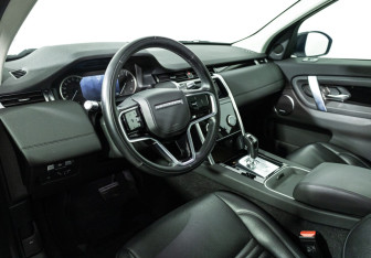 Подержанный автомобиль Land Rover Discovery Sport 2021 года (11 фото)