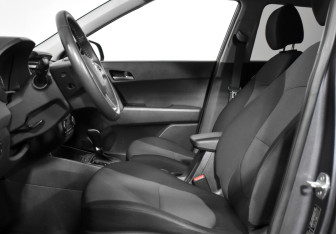 Подержанный автомобиль Hyundai Creta 2021 года (11 фото)