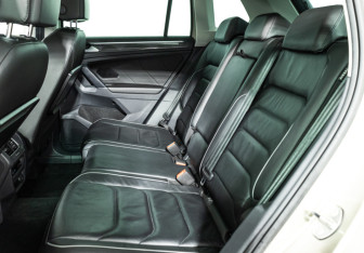 Подержанный автомобиль Volkswagen Tiguan 2017 года (10 фото)