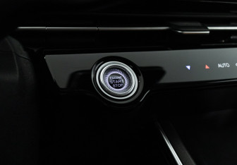 Подержанный автомобиль Omoda C5 2022 года (24 фото)