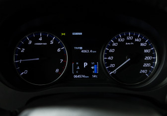 Подержанный автомобиль Mitsubishi Outlander 2018 года (12 фото)