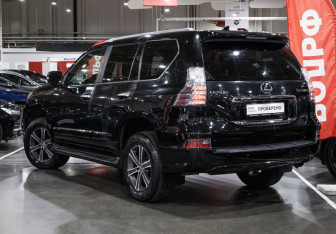 Подержанный автомобиль Lexus GX 2015 года (8 фото)