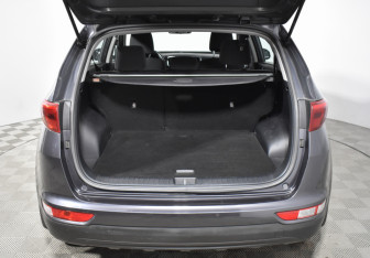 Подержанный автомобиль Kia Sportage 2017 года (20 фото)