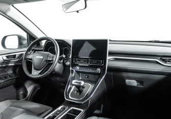 Подержанный автомобиль Haval M6 2023 года (9 фото)