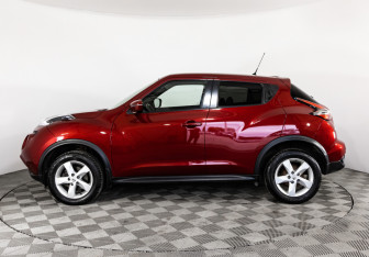 Подержанный автомобиль Nissan Juke 2018 года (8 фото)