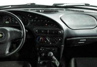 Подержанный автомобиль Chevrolet Niva 2016 года (14 фото)