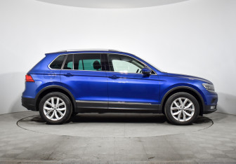 Подержанный автомобиль Volkswagen Tiguan 2020 года (5 фото)