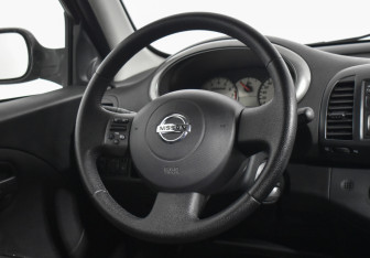Подержанный автомобиль Nissan Micra Hatchback 2007 года (14 фото)