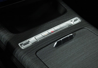 Подержанный автомобиль Geely Preface 2024 года (18 фото)