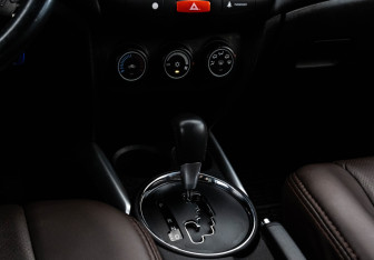 Подержанный автомобиль Mitsubishi ASX 2013 года (12 фото)