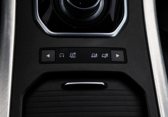 Подержанный автомобиль Land Rover Range Rover Evoque 2015 года (20 фото)