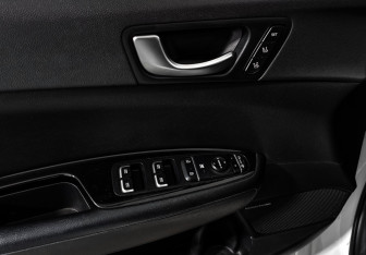 Подержанный автомобиль Kia Optima Sedan 2018 года (10 фото)