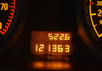 Подержанный автомобиль Opel Astra Sedan 2009 года (15 фото)