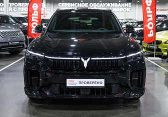 Подержанный автомобиль Voyah Free 2025 года (4 фото)