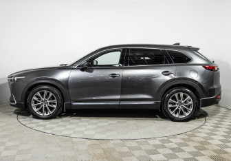 Подержанный автомобиль Mazda CX-9 2018 года (8 фото)