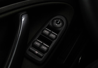 Подержанный автомобиль Ford Kuga 2011 года (16 фото)