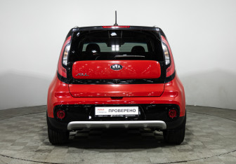 Подержанный автомобиль Kia Soul 2018 года (6 фото)